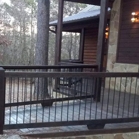Iron Horse Lodge Sleeps 18, Games, Fire Pit, Hot Tub, Ev, More Broken Bow Eksteriør billede